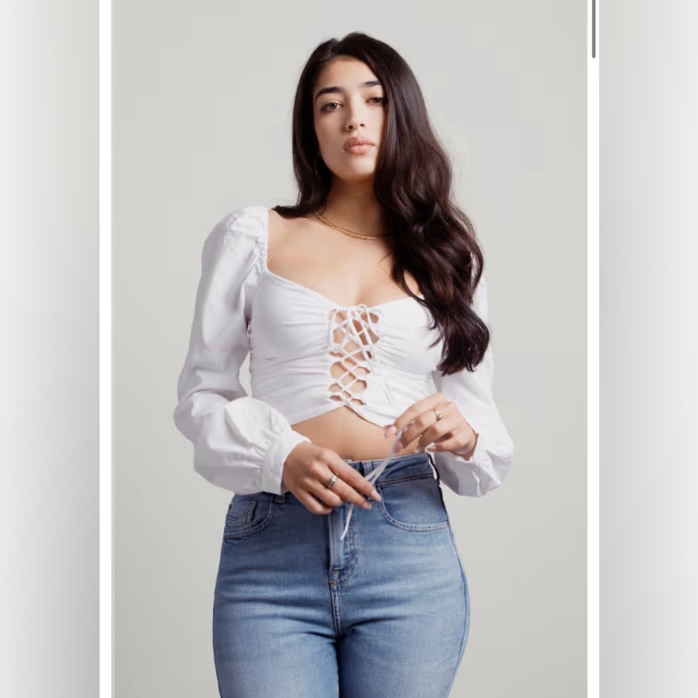 Lace Up Long Sleeve Crop Top in White